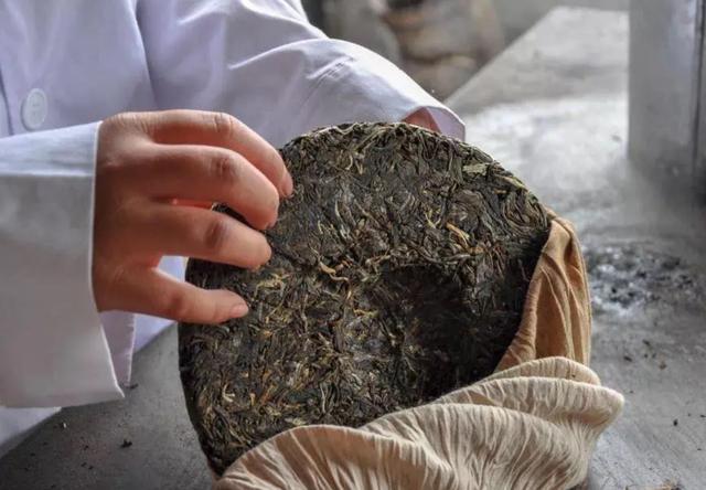 茶葉店怎么做生意（做茶葉生意注意什么）