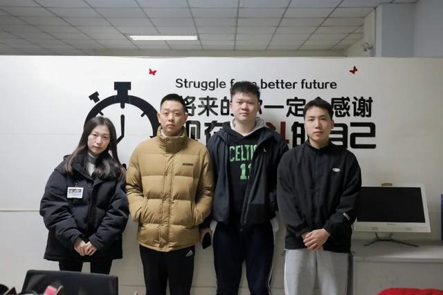 創(chuàng)業(yè)團隊成員個人介紹模板怎么寫，創(chuàng)業(yè)團隊成員個人介紹模板圖片？