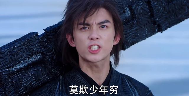 抓馬是什么意思，dramatically是什么意思？