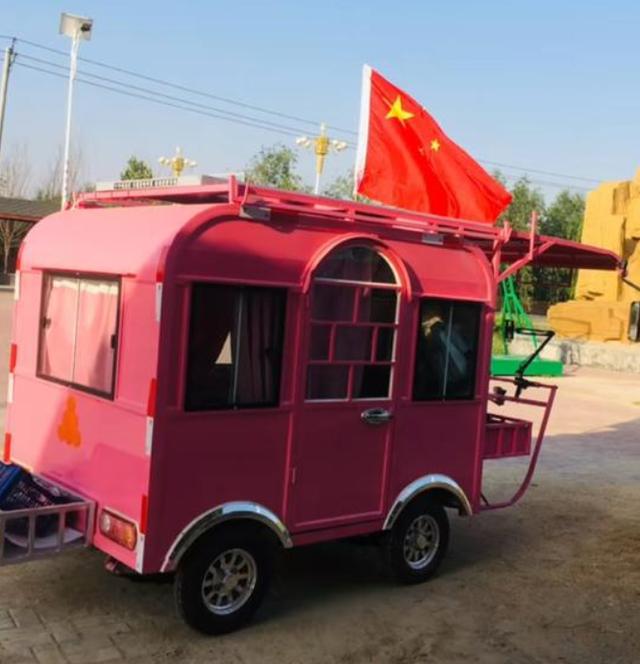 徒步西藏直播靠什么掙錢的呢（徒步西藏直播靠什么掙錢的呀）