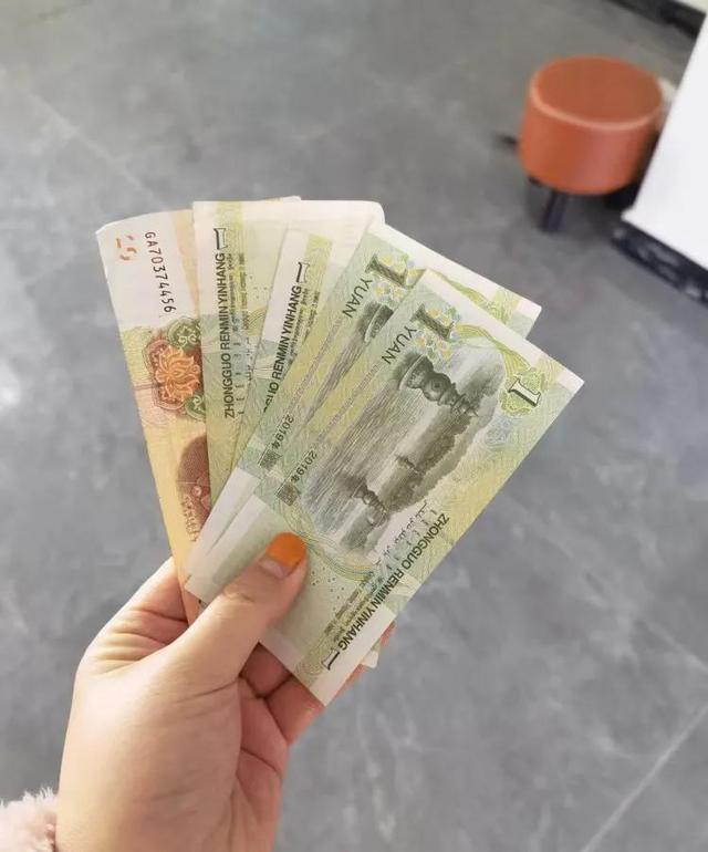手里沒錢怎么創(chuàng)業(yè)，女人沒錢怎么創(chuàng)業(yè)？