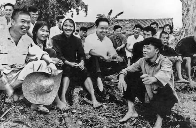 拼多多老板是誰(shuí)電話號(hào)多少，拼多多公司董事長(zhǎng)手機(jī)號(hào)碼？