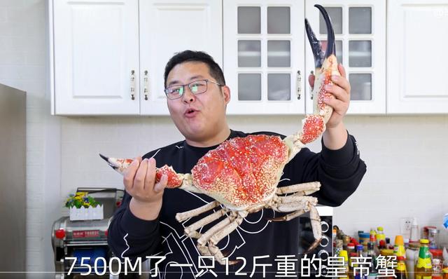 00萬的粉絲吃播一場能賺多少錢（吃播能賺多少錢）"