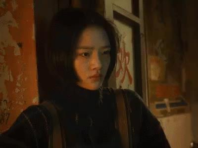 寶媽愿意和別人出軌嗎，發(fā)現(xiàn)媽媽出軌要不要告訴家里人？