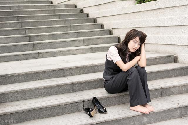 抖音文案_想嫁給他，送閨蜜出嫁的文案抖音？