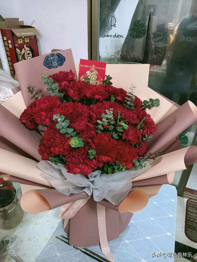 發(fā)朋友圈的生日祝福自己的文案（發(fā)朋友圈的生日祝福自己2021）