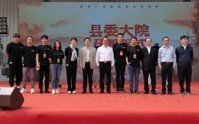明星跟粉絲結(jié)婚，跟粉絲結(jié)婚的明星？