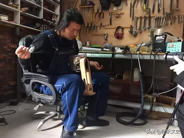 快手網紅故事揭秘微博微博，快手網紅故事揭秘視頻？