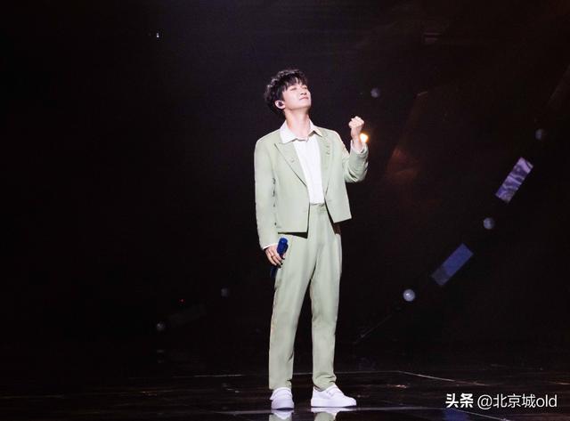 021抖音最火的歌曲，2020抖音最火50首歌曲？"