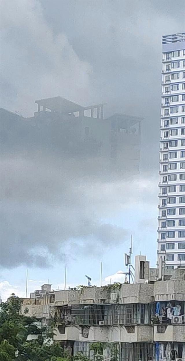 抖音海市蜃樓什么歌，海市蜃樓歌詞女的唱的抖音？