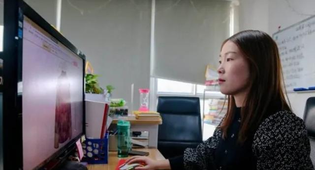 淘寶女模特拍照姿勢（淘寶女模特最火的是誰）