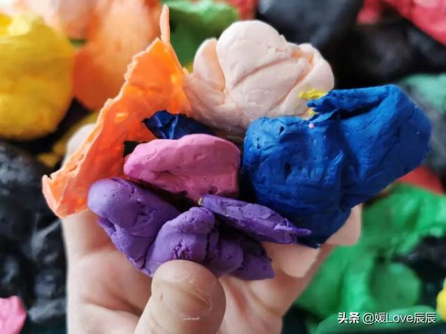 00種簡(jiǎn)單粘土造型視頻（100種簡(jiǎn)單粘土造型食品）"