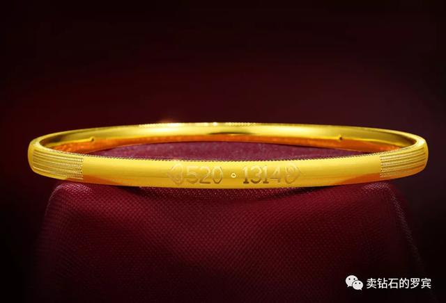 六福珠寶銷(xiāo)售技巧和話(huà)術(shù)，周大生珠寶銷(xiāo)售技巧和話(huà)術(shù)？