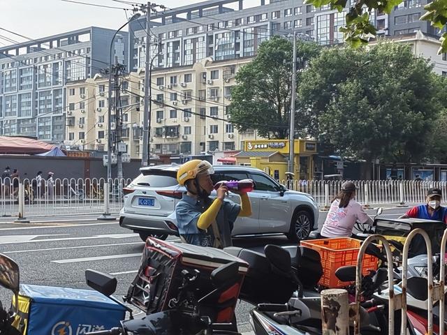 兼職做外賣騎手哪個平臺好，外賣騎手兼職怎么樣？