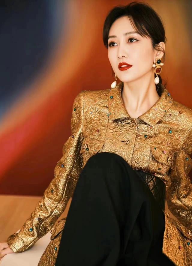 王鷗官方粉絲微博（王鷗微博怎么搜不到）