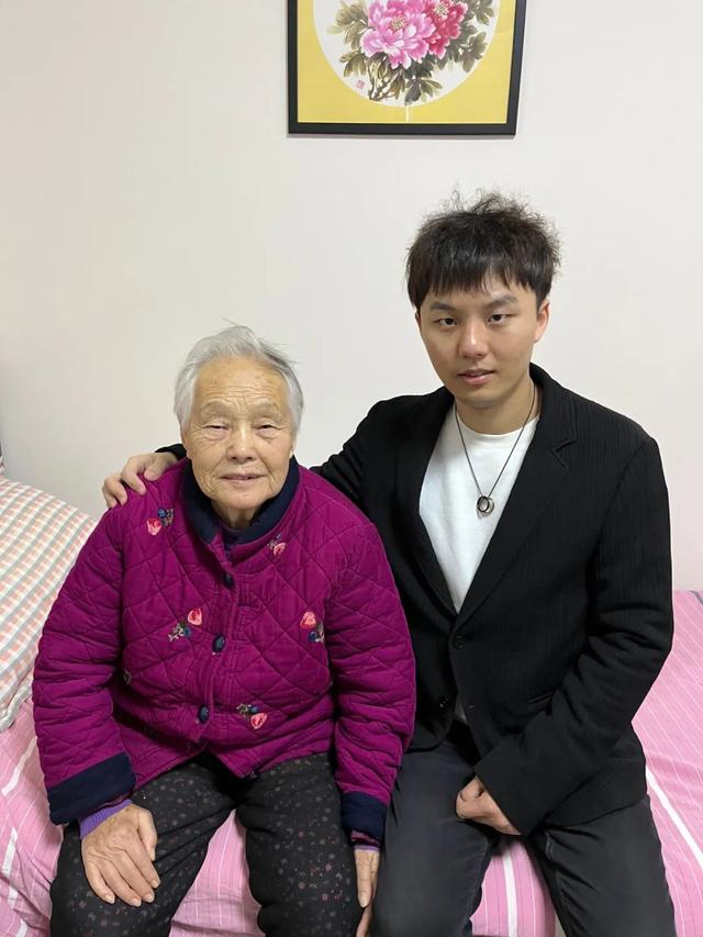 抖音特效師掙錢(qián)嗎知乎，抖音特效師掙錢(qián)嗎知乎推薦？