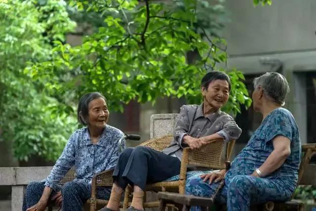 未來(lái)農(nóng)村賺錢(qián)的行業(yè)排行榜（未來(lái)農(nóng)村最賺錢(qián)的行業(yè)）