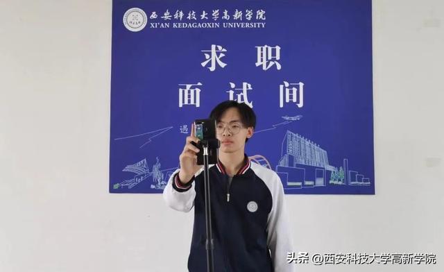 男神直播打臉后紅了，男神直播打臉后紅了百度云？