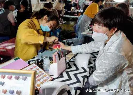 窮人創(chuàng)業(yè)項目能賺100萬，窮人創(chuàng)業(yè)項目有哪些？