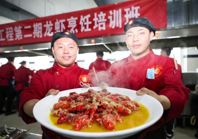 政府補貼免費培訓是真的嗎知乎（政府補貼免費培訓是真的嗎嗎）