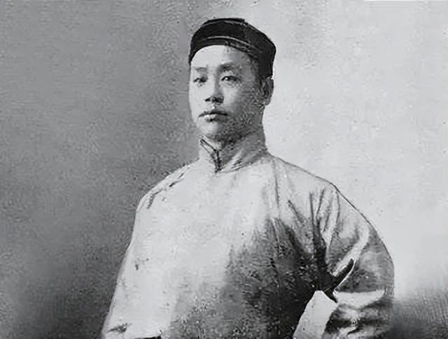 英若誠(chéng)留給英巴圖（英若誠(chéng)和英巴圖）