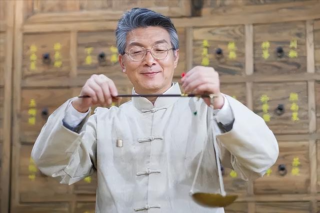 承包魚塘養(yǎng)魚賺錢嗎知乎，承包魚塘養(yǎng)魚賺錢嗎知乎全文？