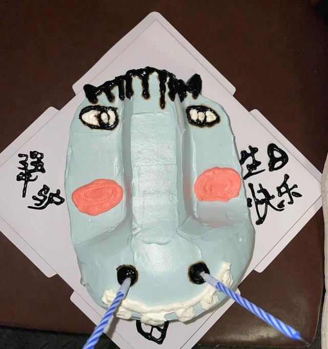 抖音生日蛋糕惡搞圖片大全，抖音生日蛋糕惡搞圖片大全高清？