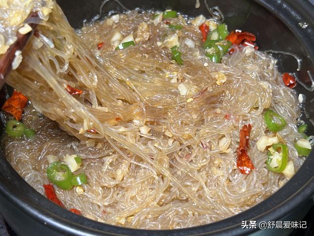 蒜蓉粉絲蒸蝦怎么做，蒜蓉粉絲蒸蝦怎么做好吃又簡單？