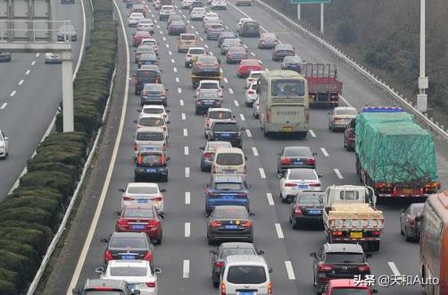 困得不行、在高速公路服務(wù)區(qū)睡一覺，下高速ETC超時(shí)報(bào)警怎么辦？