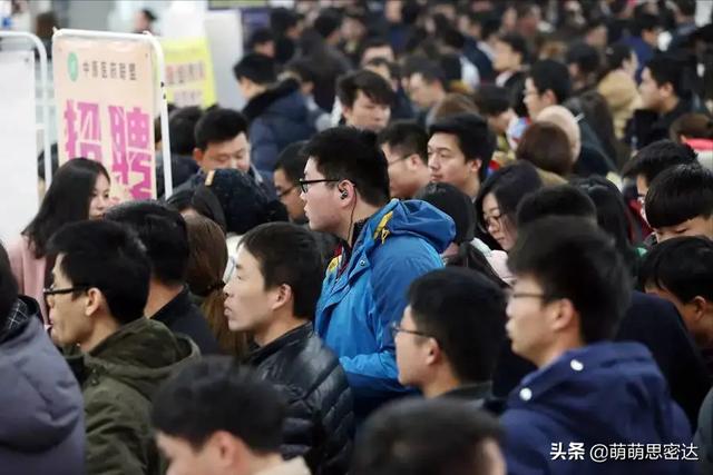 現(xiàn)在比較容易賺錢的行業(yè)，干什么行業(yè)能掙錢快？