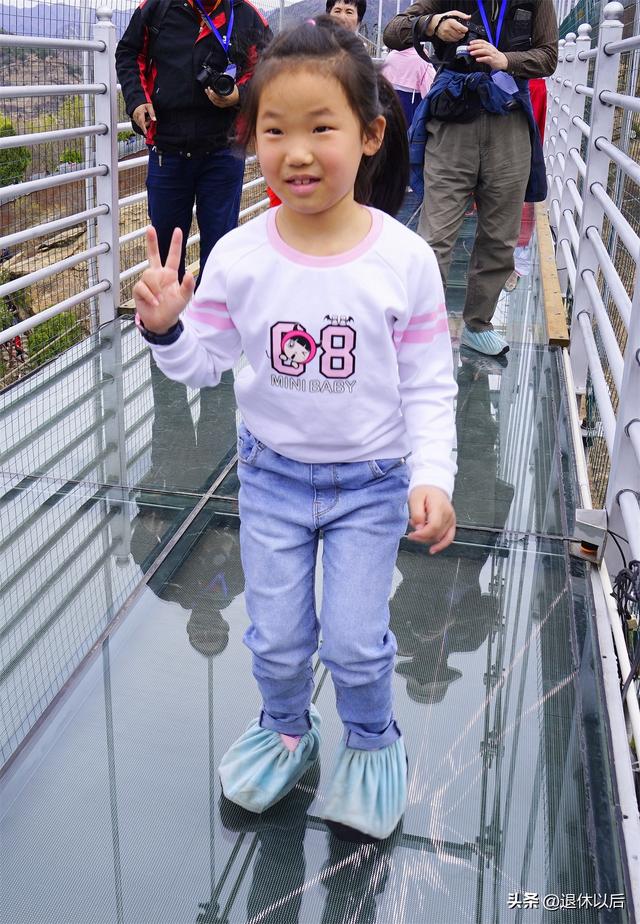 適合游樂場發(fā)朋友圈的句子帶小孩，適合游樂場發(fā)朋友圈的句子帶小孩玩？