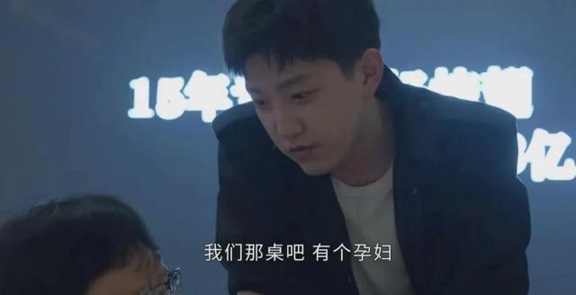 芳華里可怕的細(xì)節(jié)（芳華細(xì)思極恐的細(xì)節(jié)）