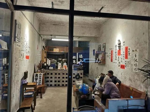 怎么把產品推給客戶，如何讓客戶喜歡你的產品a賦予知識和經驗的內涵？