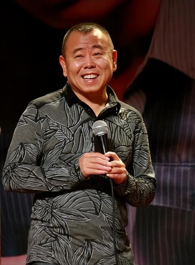 潘長江在哪個平臺直播帶貨賺錢（潘長江在哪里直播帶貨）