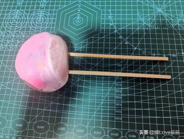 00種簡(jiǎn)單粘土造型視頻（100種簡(jiǎn)單粘土造型食品）"