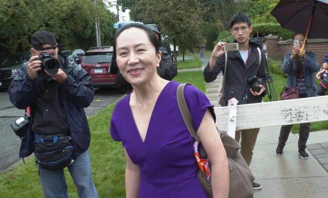 任正非的女兒為啥一個姓孟一個姓姚（任正非女兒一個姓姚一個姓孟）