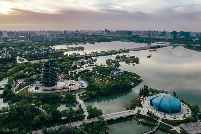 普通人去深圳做什么能賺錢，去深圳干啥賺錢多？