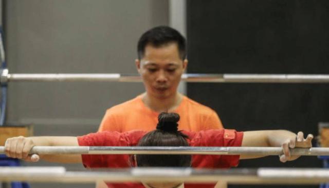 周濤為何退出央視，周濤退出央視后去做什么了？