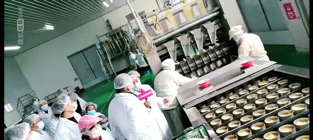有粉絲又有方便面的方便面，方便粉絲泡多久可以吃？