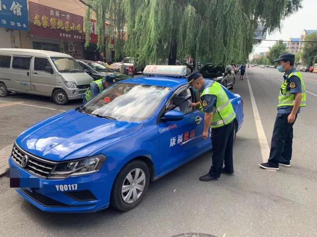兩男子搶劫出租車，兩男子搶劫殺害出租車司機？