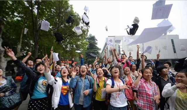 高考完學(xué)生兼職可以干什么，高考后做什么兼職工作？