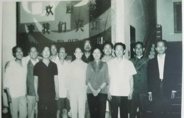 爺爺小農(nóng)院賺錢是真的嗎，爺爺?shù)男∞r(nóng)院能掙錢是真的嗎？