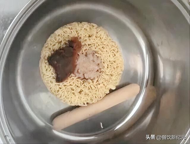 朋友圈發(fā)自己做菜句子，發(fā)朋友圈做菜的圖片說說咋發(fā)？