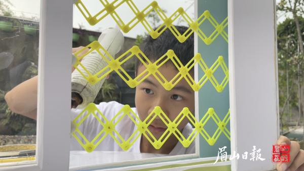 大學(xué)生創(chuàng)新創(chuàng)業(yè)大賽優(yōu)秀作品ppt（創(chuàng)新創(chuàng)業(yè)大賽優(yōu)秀作品ppt范例）