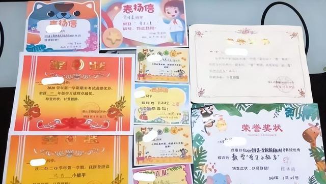 朋友圈曬孩子優(yōu)秀成績的句子和老師說的話，朋友圈曬孩子優(yōu)秀成績的句子和老師怎么說？