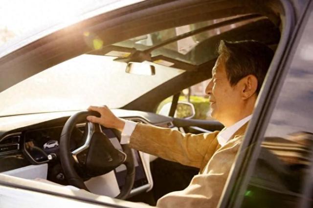 有車怎么賺錢，有車怎么賺錢除了滴滴？