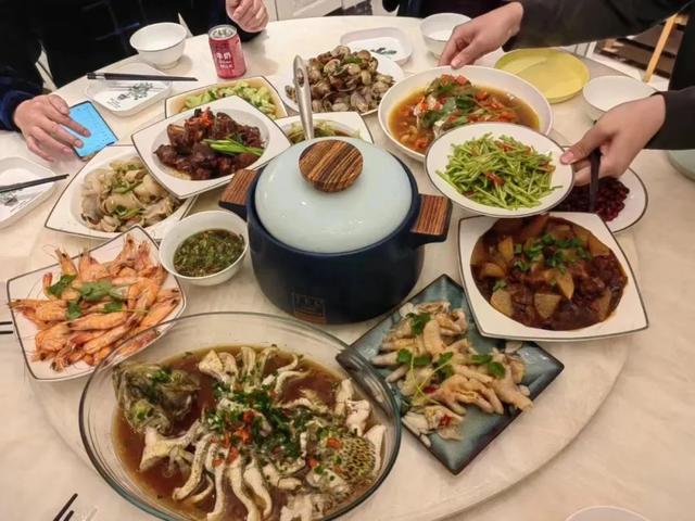 過(guò)年賺錢(qián)圖片，過(guò)年賺錢(qián)圖片大全？